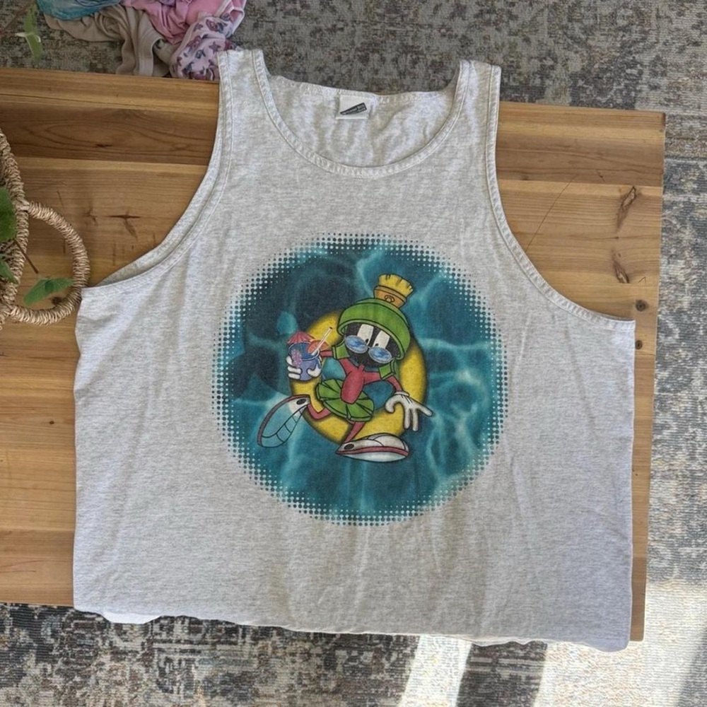 Vintage 1999 Warner Bros tank